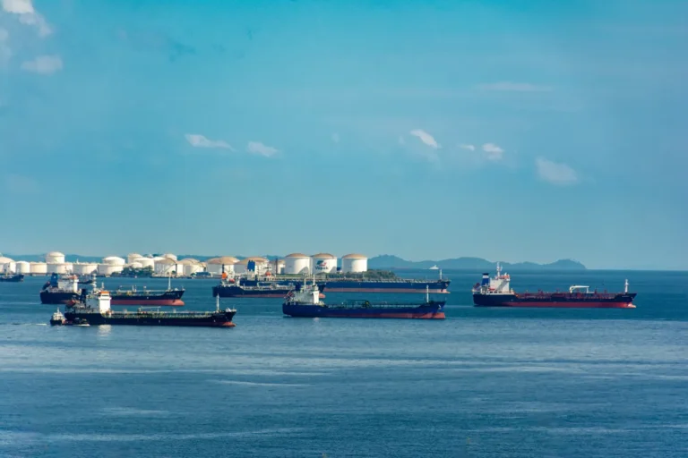 Strait of Hormuz oil transit